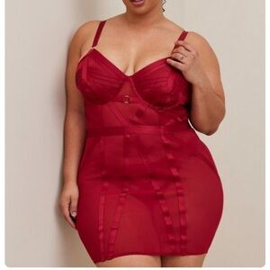 TORRID NWT Cut Out Strappy Chemise